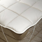 Unterbett aus 100 % Schurwolle